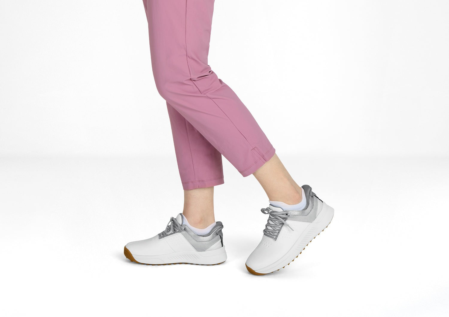 Orthofeet Approach Shot Hands-Free Stretch Women's Golf Sneakers - Lifestyle - Lifestyle Detail - 6