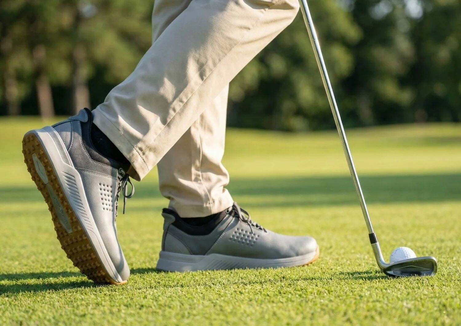 Orthofeet Birdie Hands-Free Golf Men's Sneakers - Gray - Lifestyle View - 7