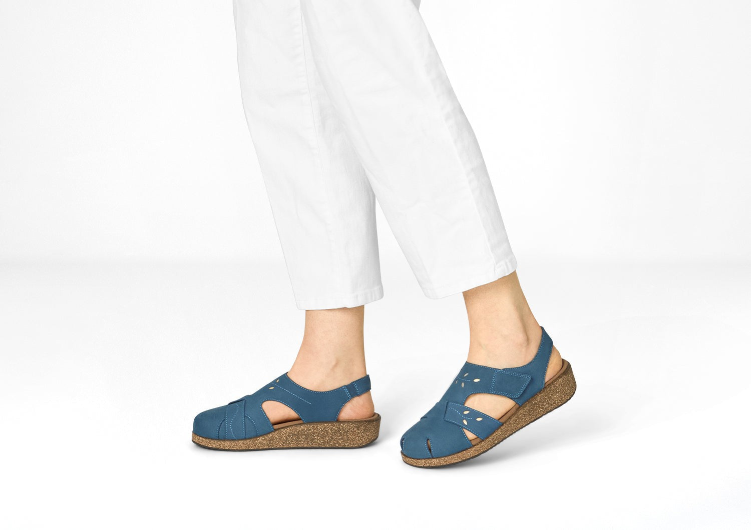 Orthofeet Celeste Ortho-Cushion Women's Sandals - Steel Blue - Lifestyle View - 2