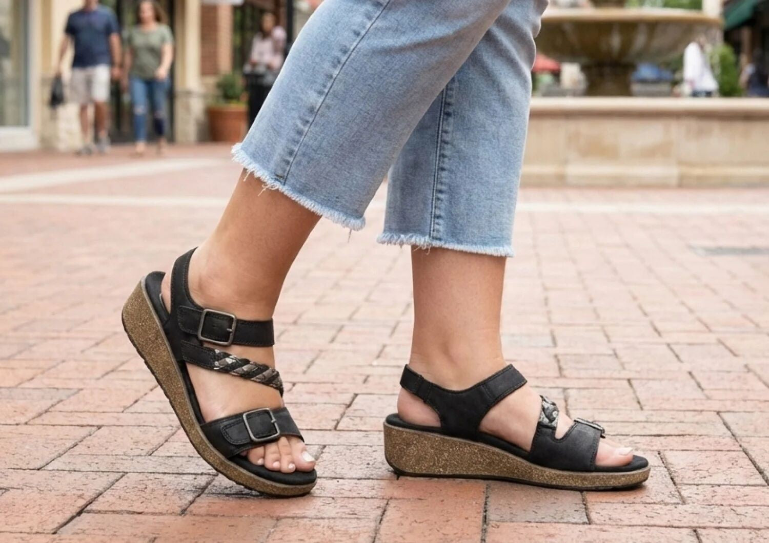 Orthofeet Chloe Supportive Heel-Strap Stretch Women's Sandal - Black - Lifestyle View - 9