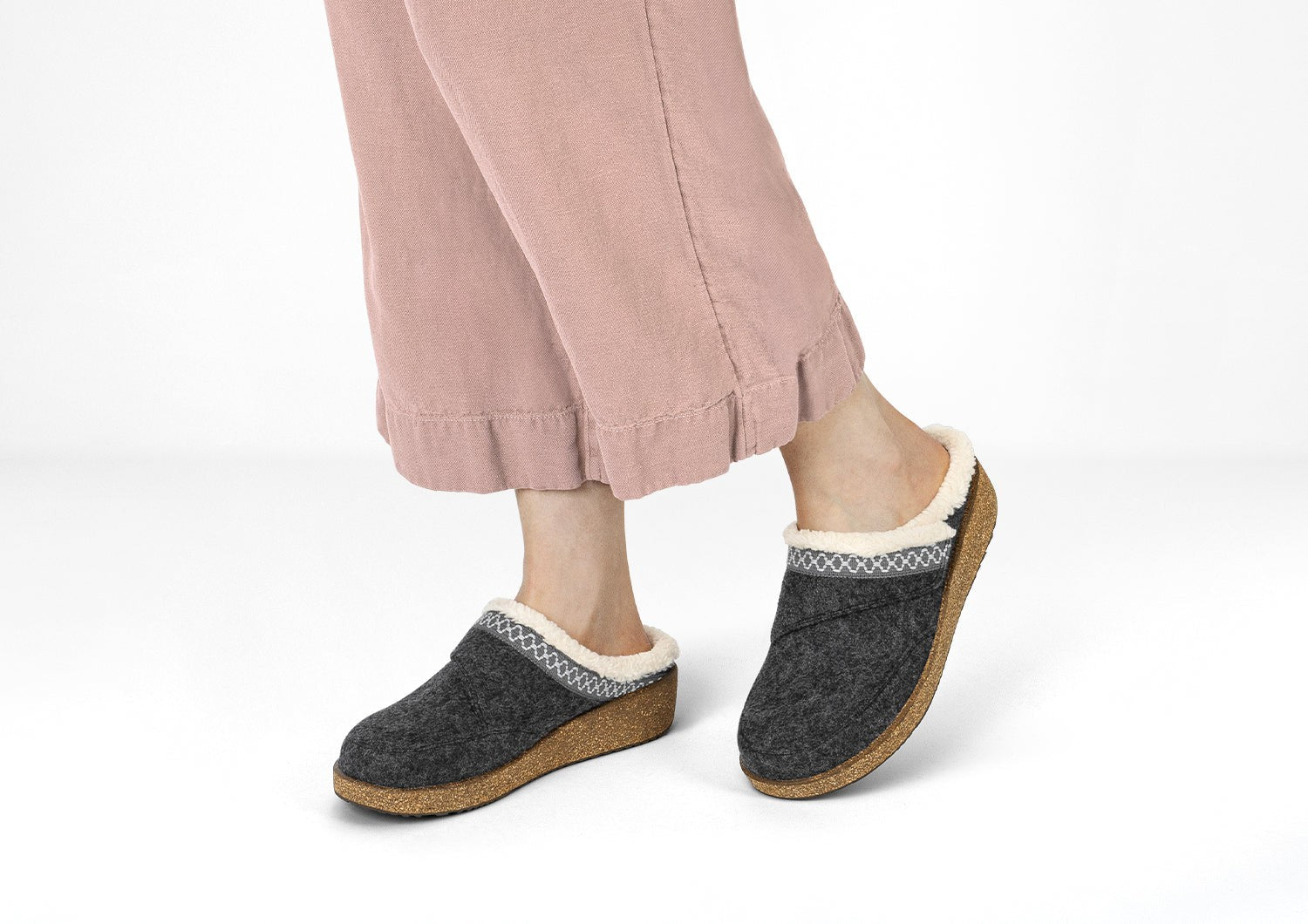 Orthofeet Clara Women's Slippers - Charcoal - Lifestyle View - 2