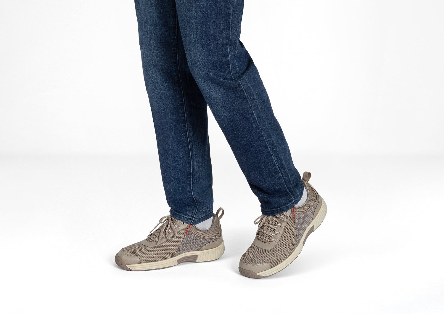 Orthofeet Edgewater Stretch Supportive Arch-Relief Men's Sneakers - Taupe - Lifestyle View - 2