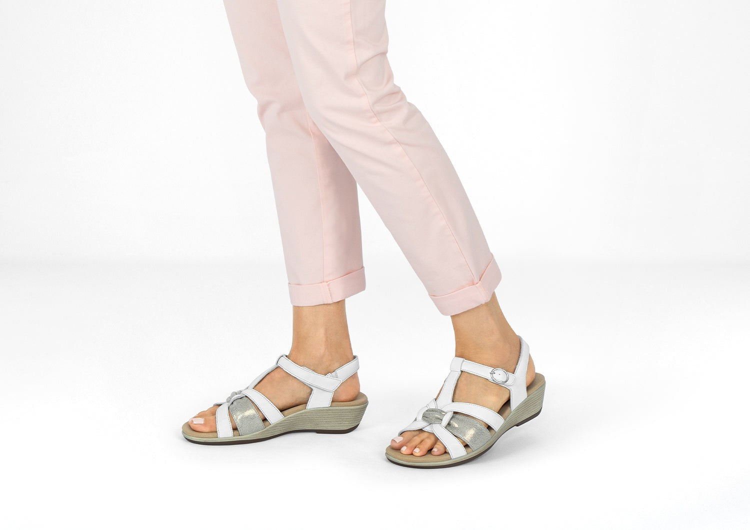Orthofeet Hope Supportive Orthotic Wedge Women's Sandals - White - Lifestyle View - 2