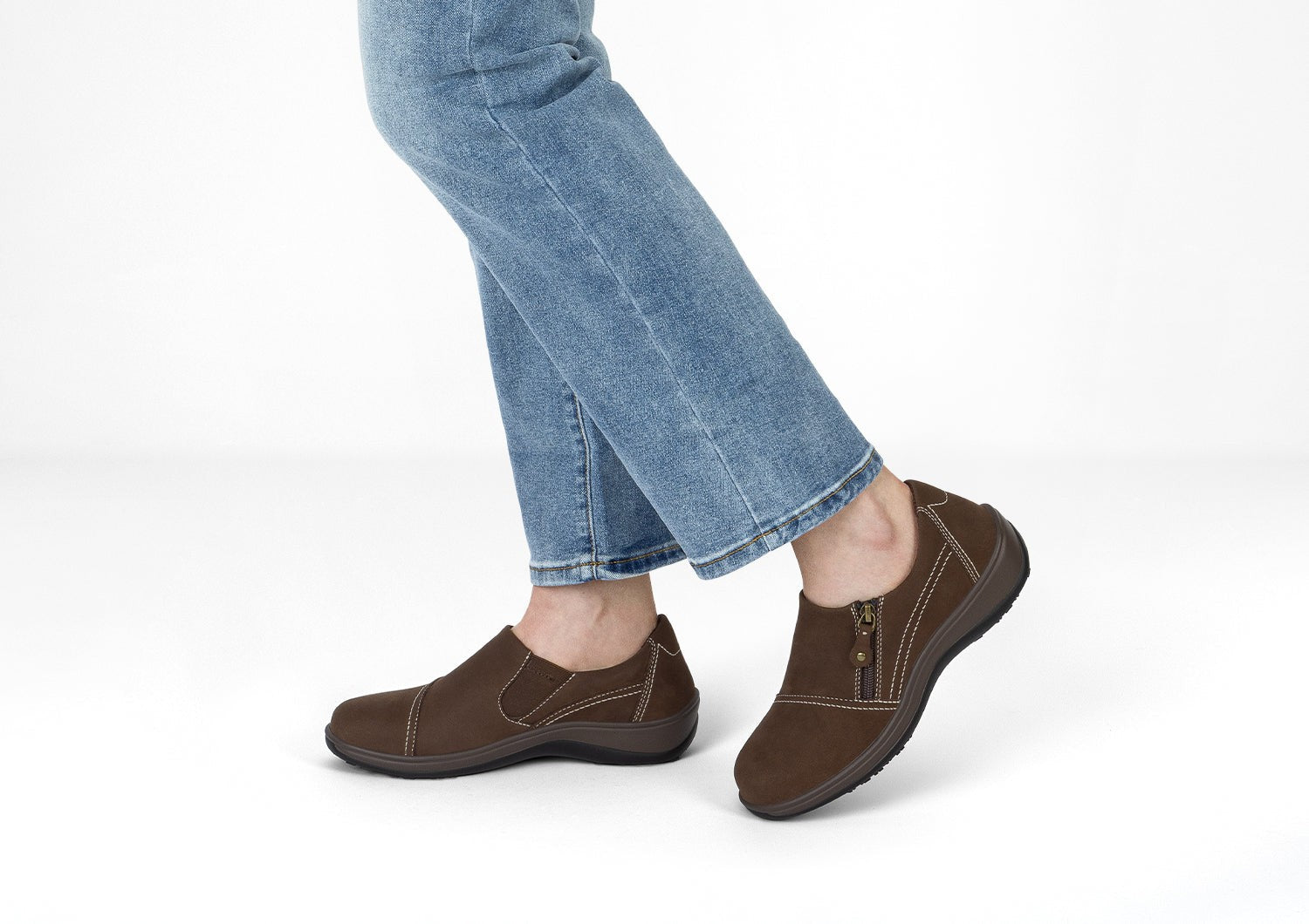 Orthofeet Jade Cushioned Arch Support Women's Casual - Brown - Lifestyle View - 2
