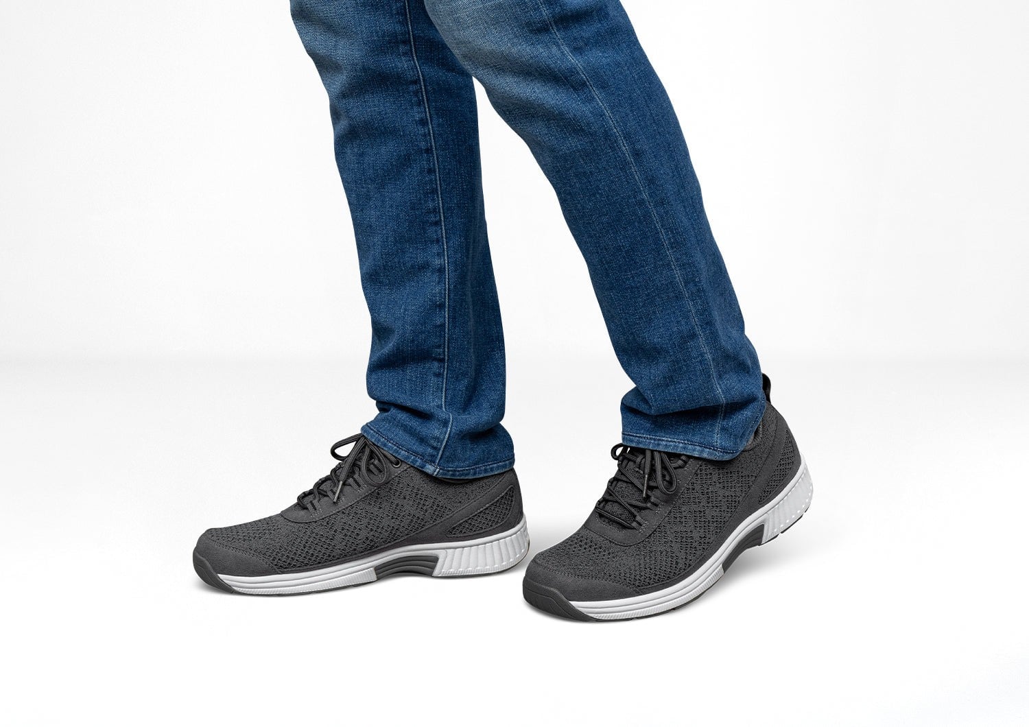 Orthofeet Lava Stretch Customizable Support Men's Sneaker - Dark Gray - Lifestyle View - 2