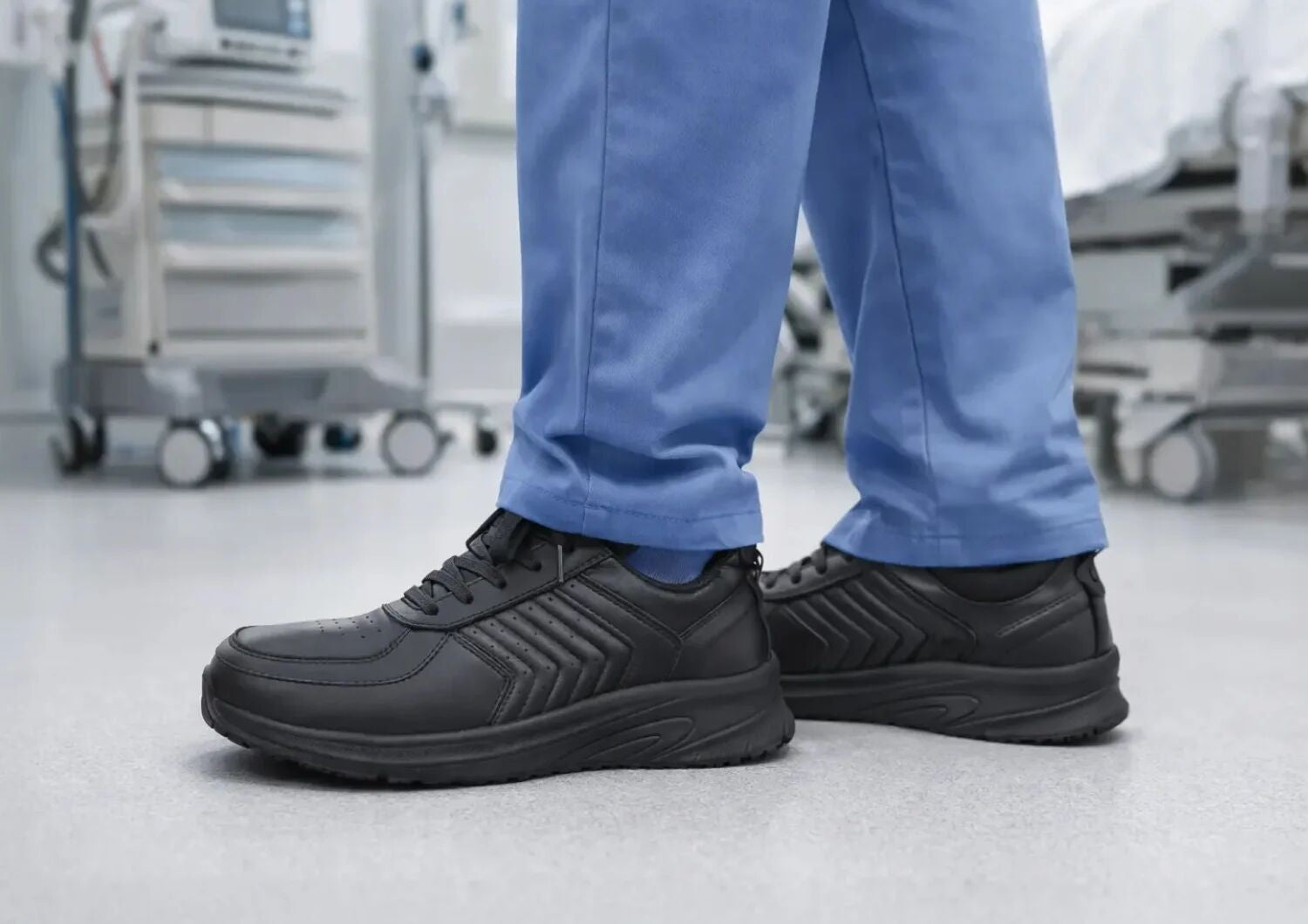 Orthofeet Navigate Hands-Free Men's Sneakers - Black - Lifestyle View - 7