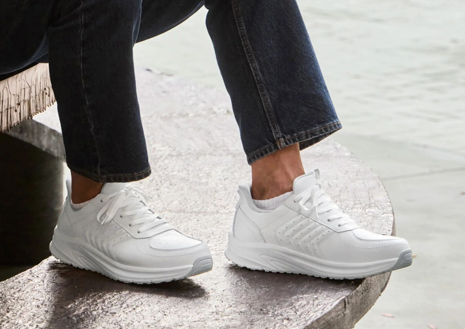 Orthofeet Navigate Hands-Free Men's Sneakers - White - Lifestyle View - 7