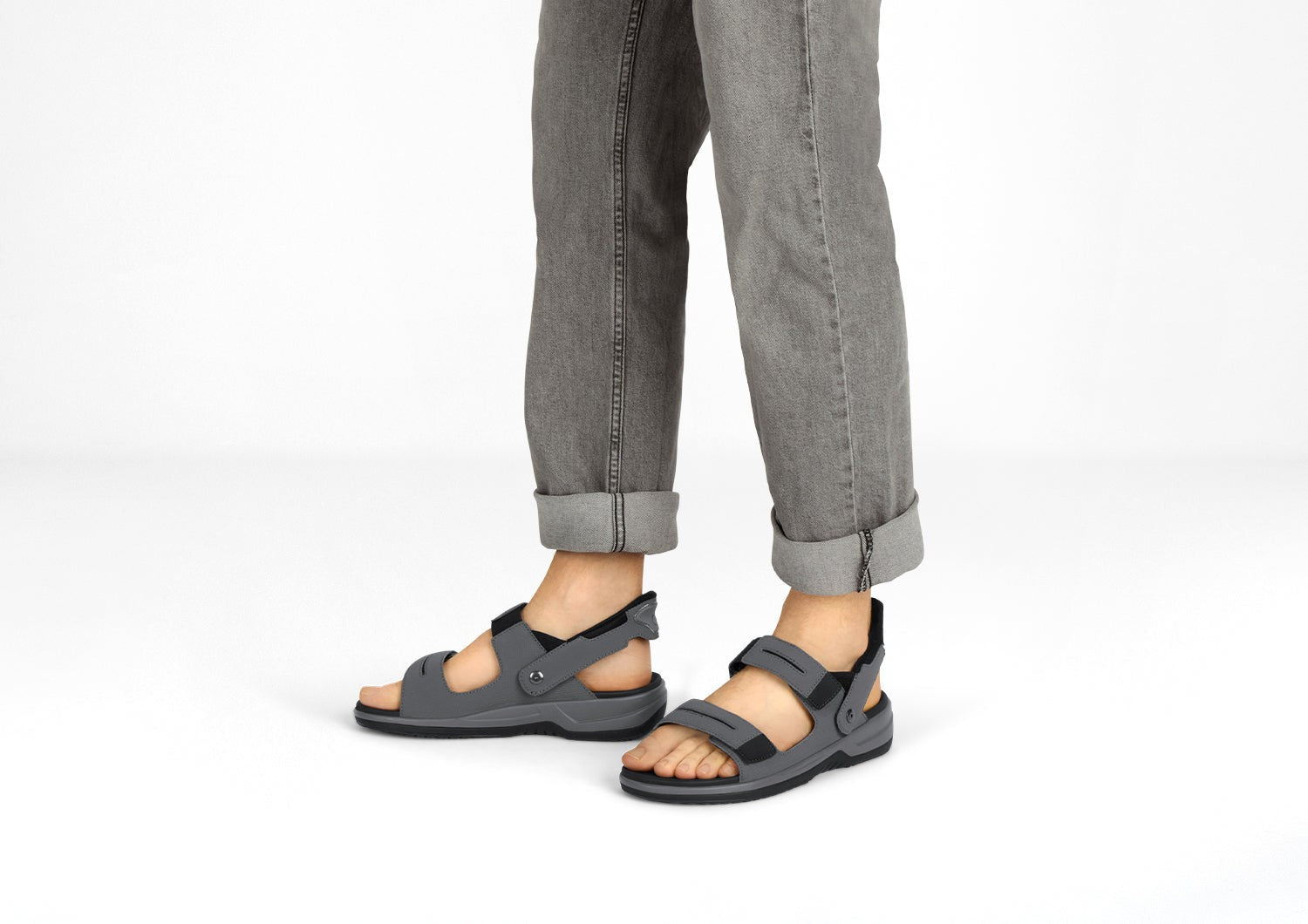 Orthofeet Neptune Hands-Free Support Men's Sandals - Gray - Lifestyle View - 8