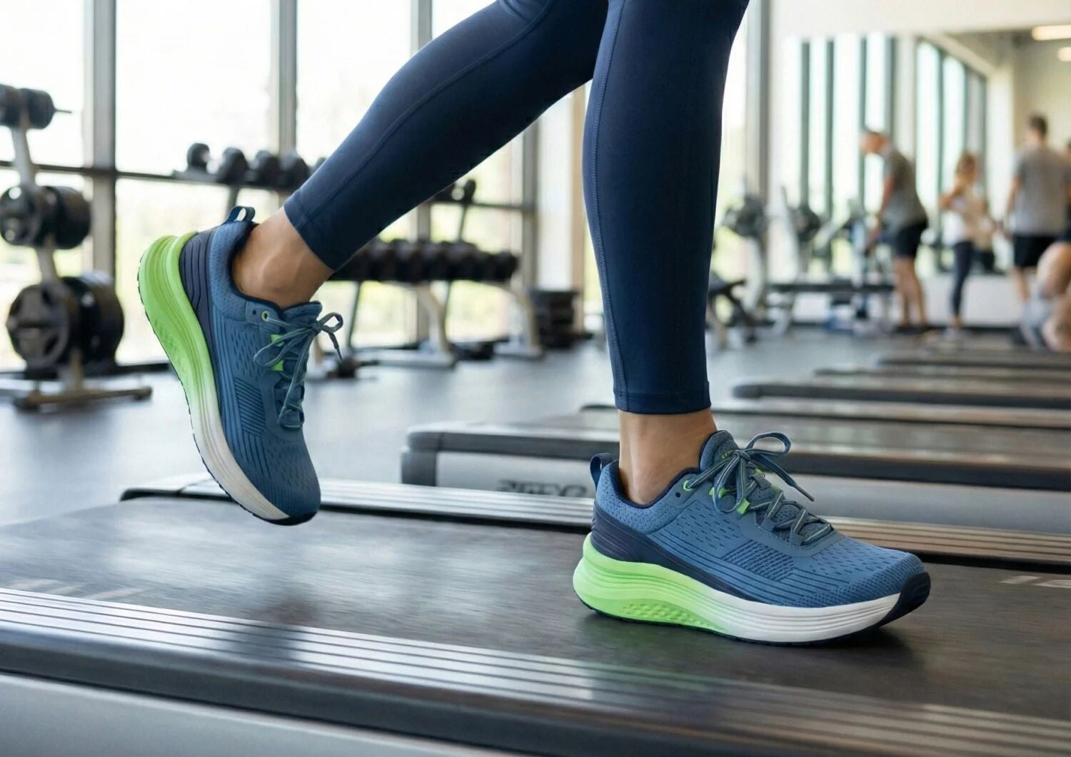 Orthofeet Relay Stretch Support - Blue/green - Lifestyle View - 8