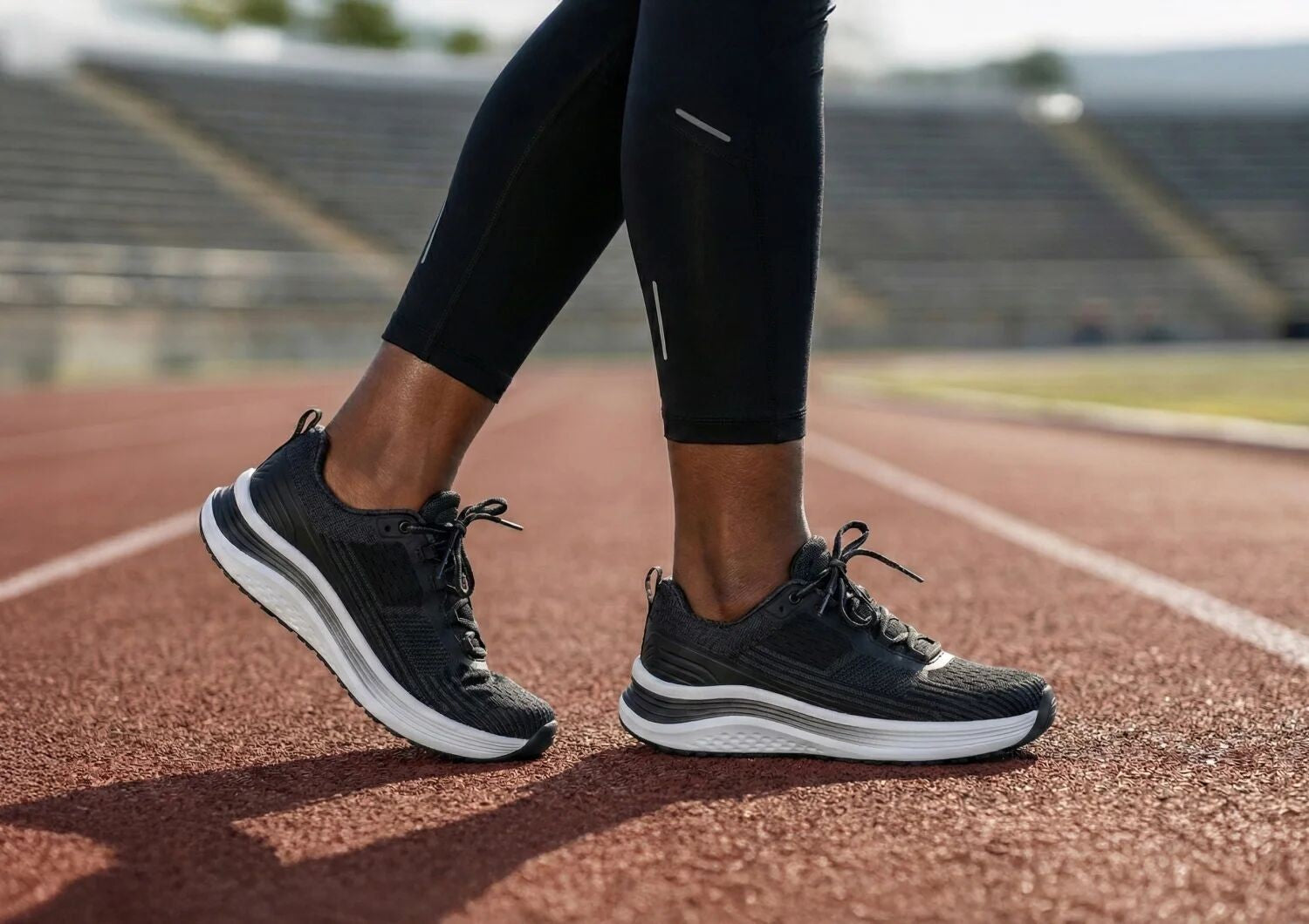 Orthofeet Relay Stretch Support - Midnight Black - Lifestyle View - 8