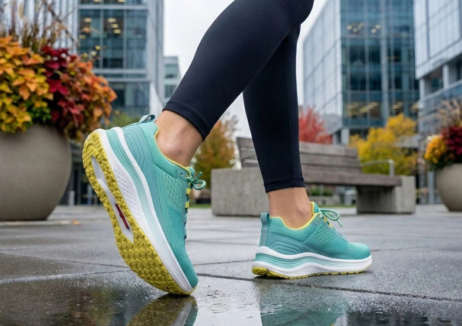 Orthofeet Relay Stretch Support - Turquoise Yellow - Lifestyle View - 8