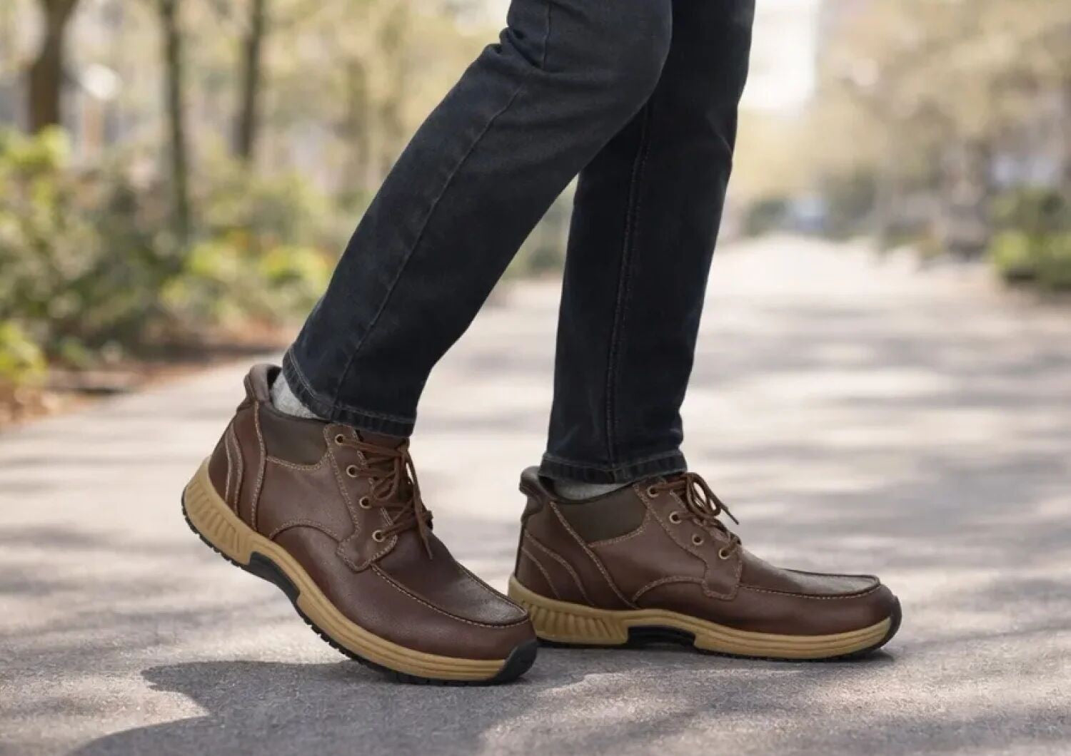 Orthofeet Verno Hands-Free - Brown - Lifestyle View - 7