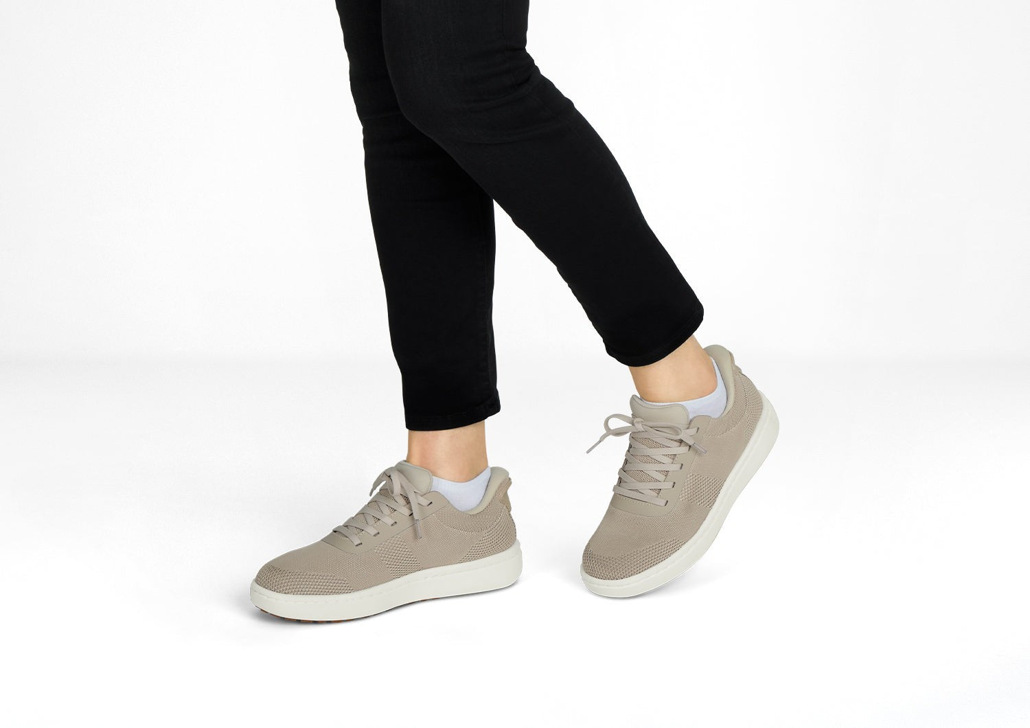 Orthofeet Wander Hands-Free Knit Women's Sneaker - Beige - Lifestyle View - 8