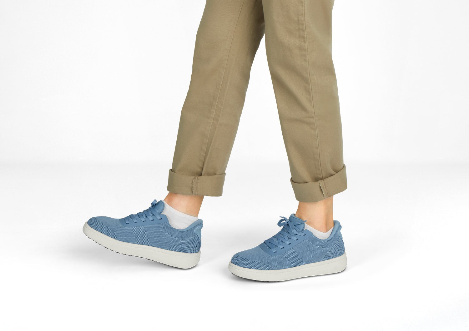 Orthofeet Wander Hands-Free Knit Women's Sneaker - Blue - Lifestyle View - 8