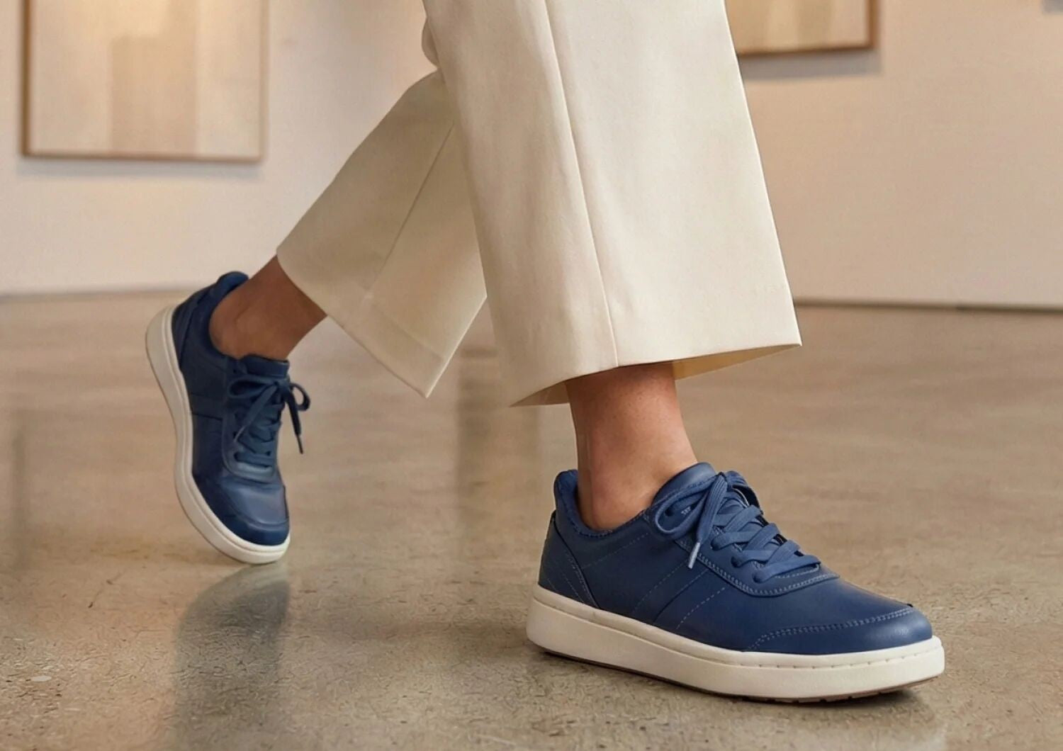 Orthofeet Wander Hands-Free Supportive Women's Sneakers - Navy - Lifestyle View - 7
