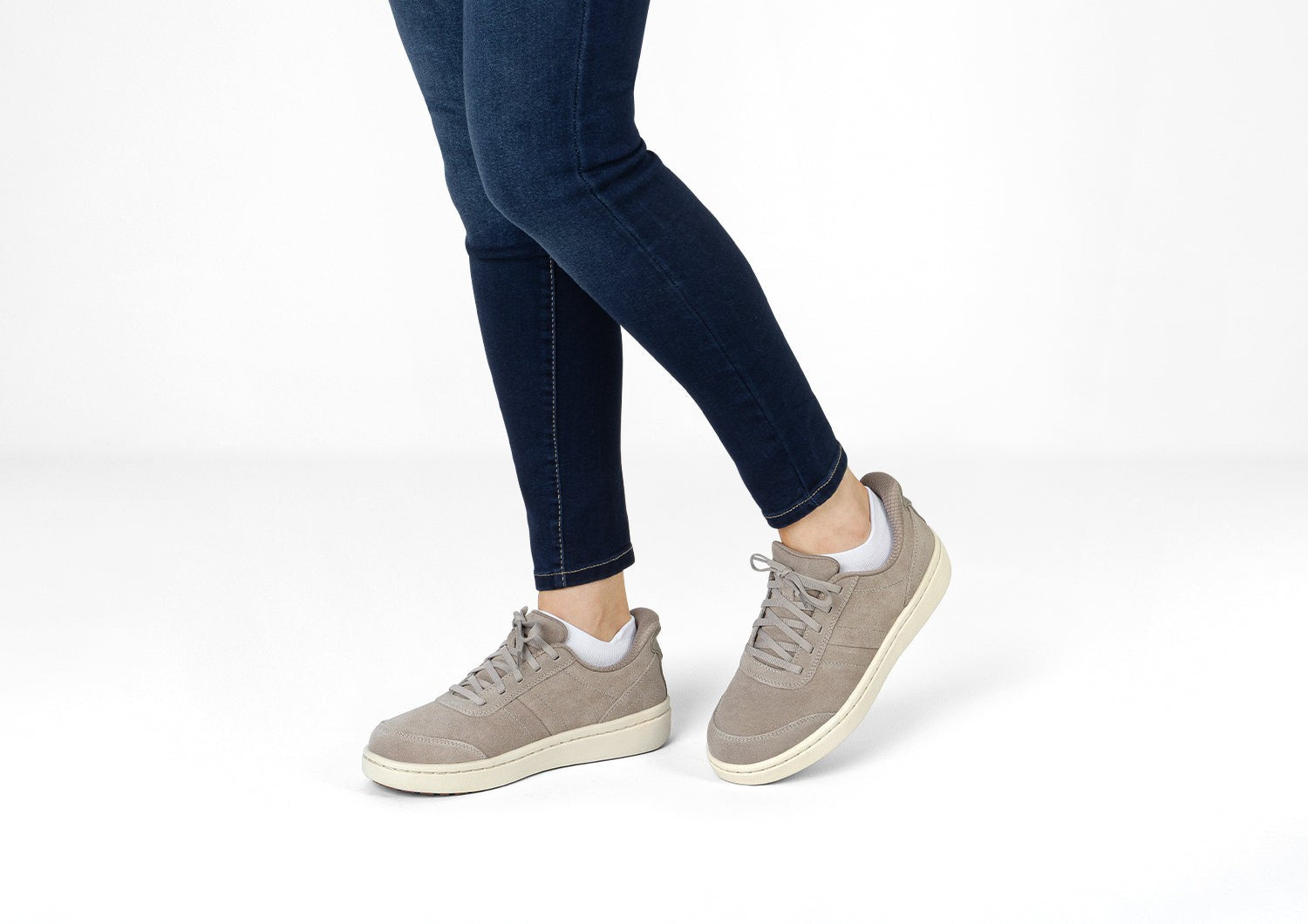 Orthofeet Wander Hands-Free Supportive Women's Sneakers - Taupe - Lifestyle View - 2