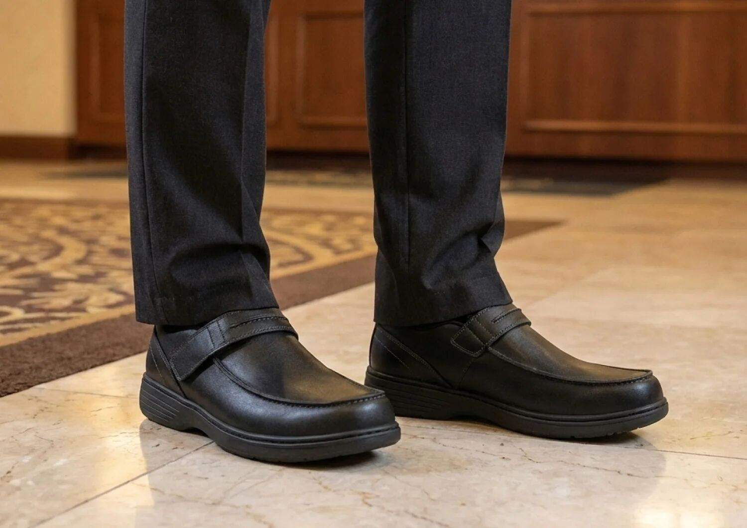 Orthofeet Xavier Hands-Free Men's Casual - Black - Lifestyle View - 7