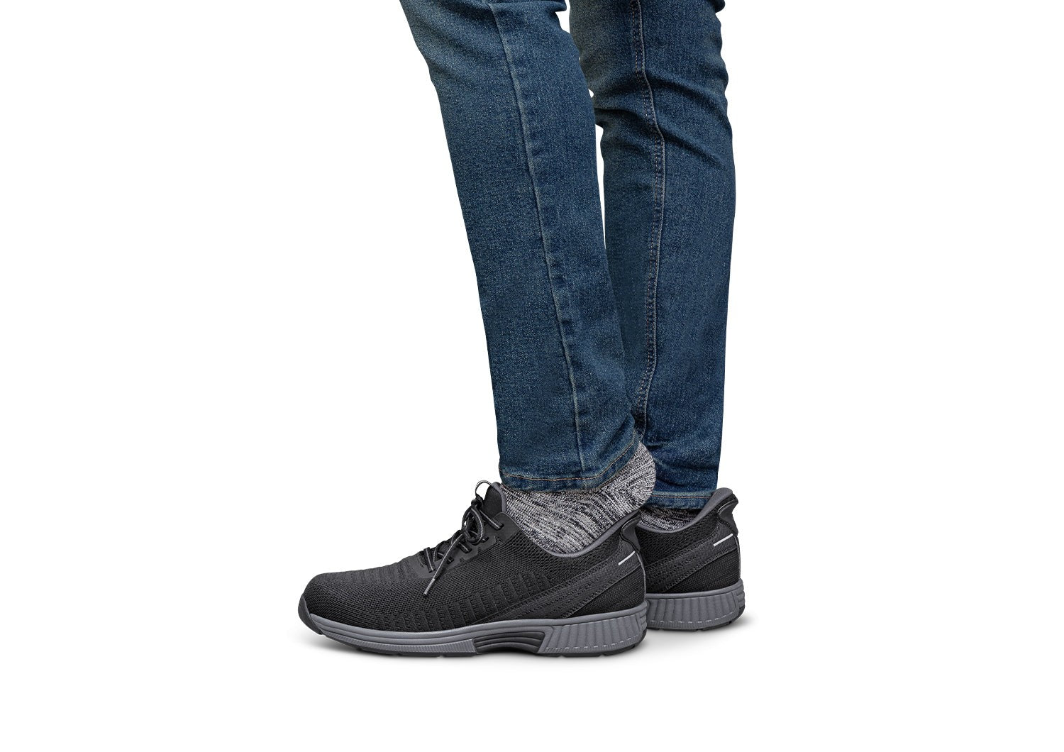 Orthofeet Yari Hands-Free Men's Sneakers - Black/gray - Lifestyle View - 8