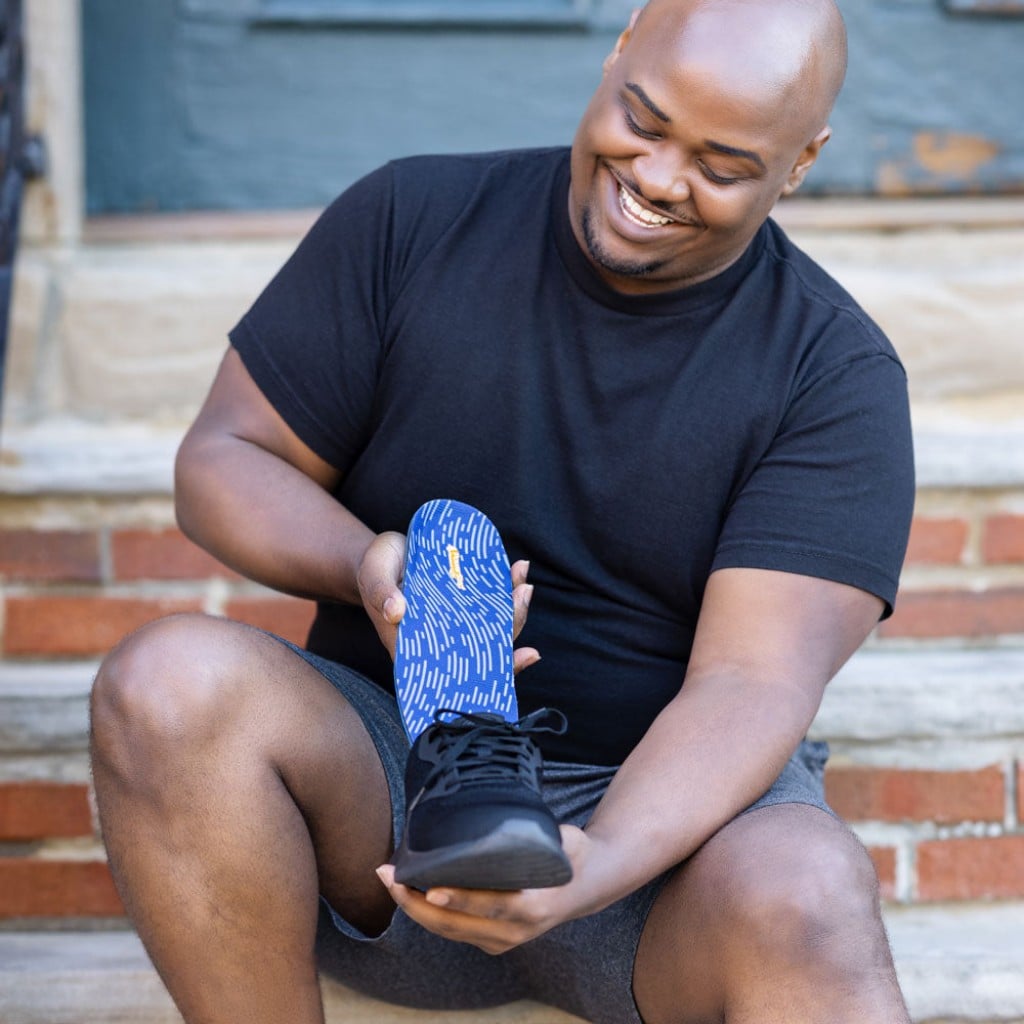 PowerStep Pinnacle Low Orthotic Insoles - Lifestyle View - 3