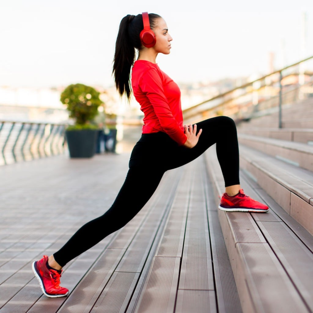 Powerstep PULSE Maxx Support Insoles - Lifestyle View - 3
