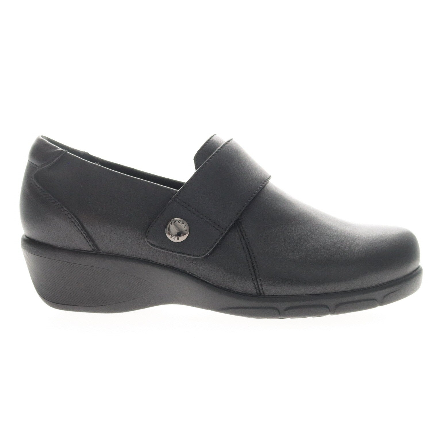 Propet Wallis Women's Comfort Shoe - Black - outside view