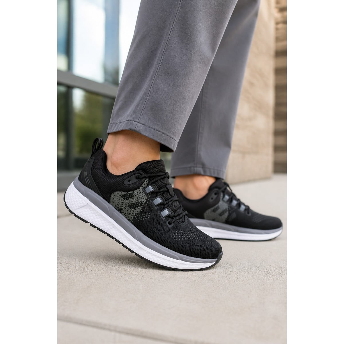 Propet Ultra 267 Men's Athletic Comfort Shoe - Lifestyle