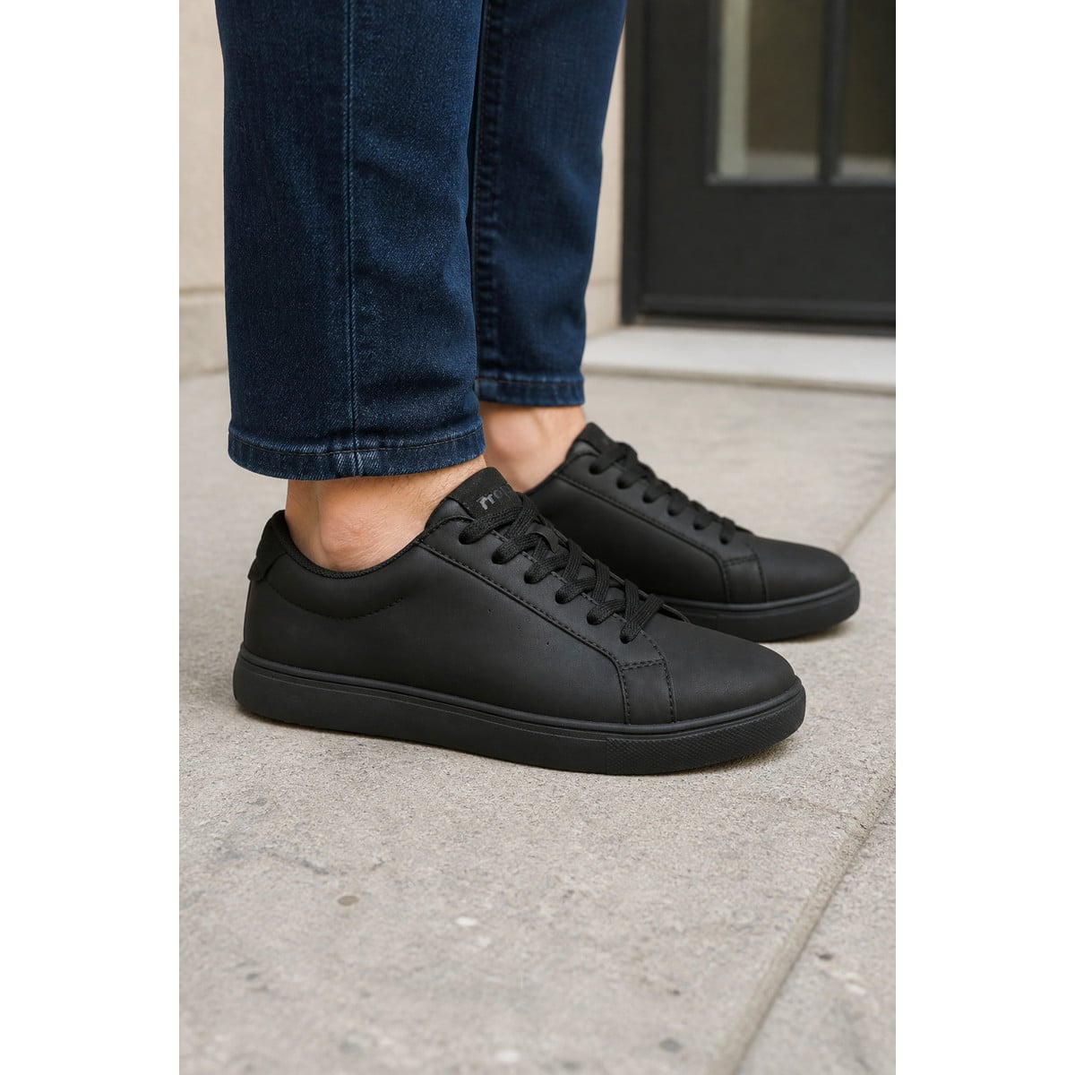 Propet Chad Men's Sneakers - Black - Lifestyle