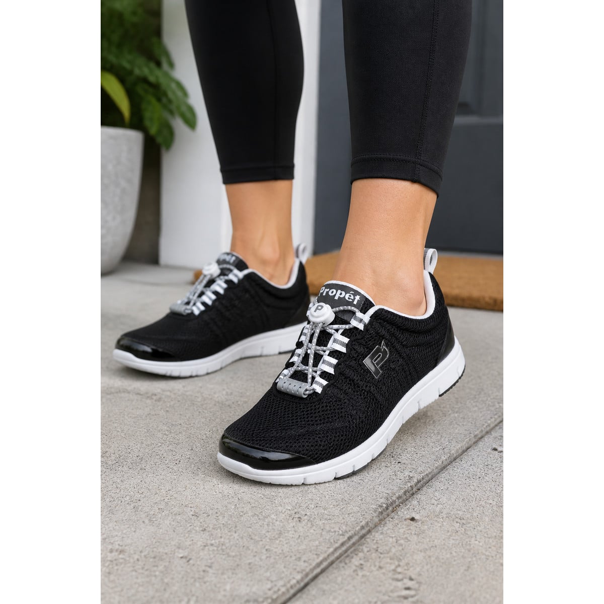 Propet TravelWalker II  -  Active - Women's - Lifestyle
