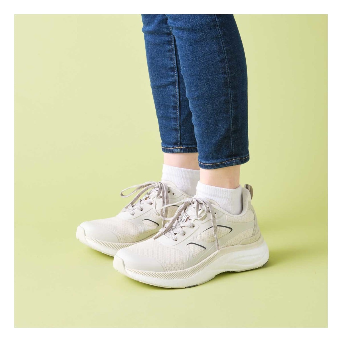 Propet DuroCloud 392 Women's Sneakers - White Onyx - View 6