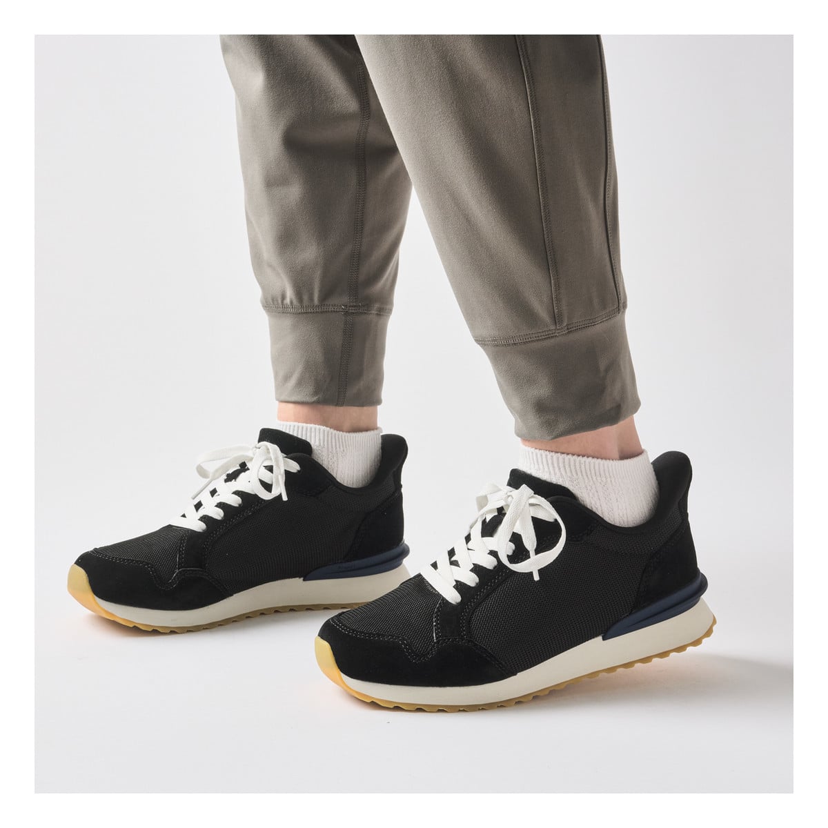 Propet Shirley Women's Sneakers - Black - View 8
