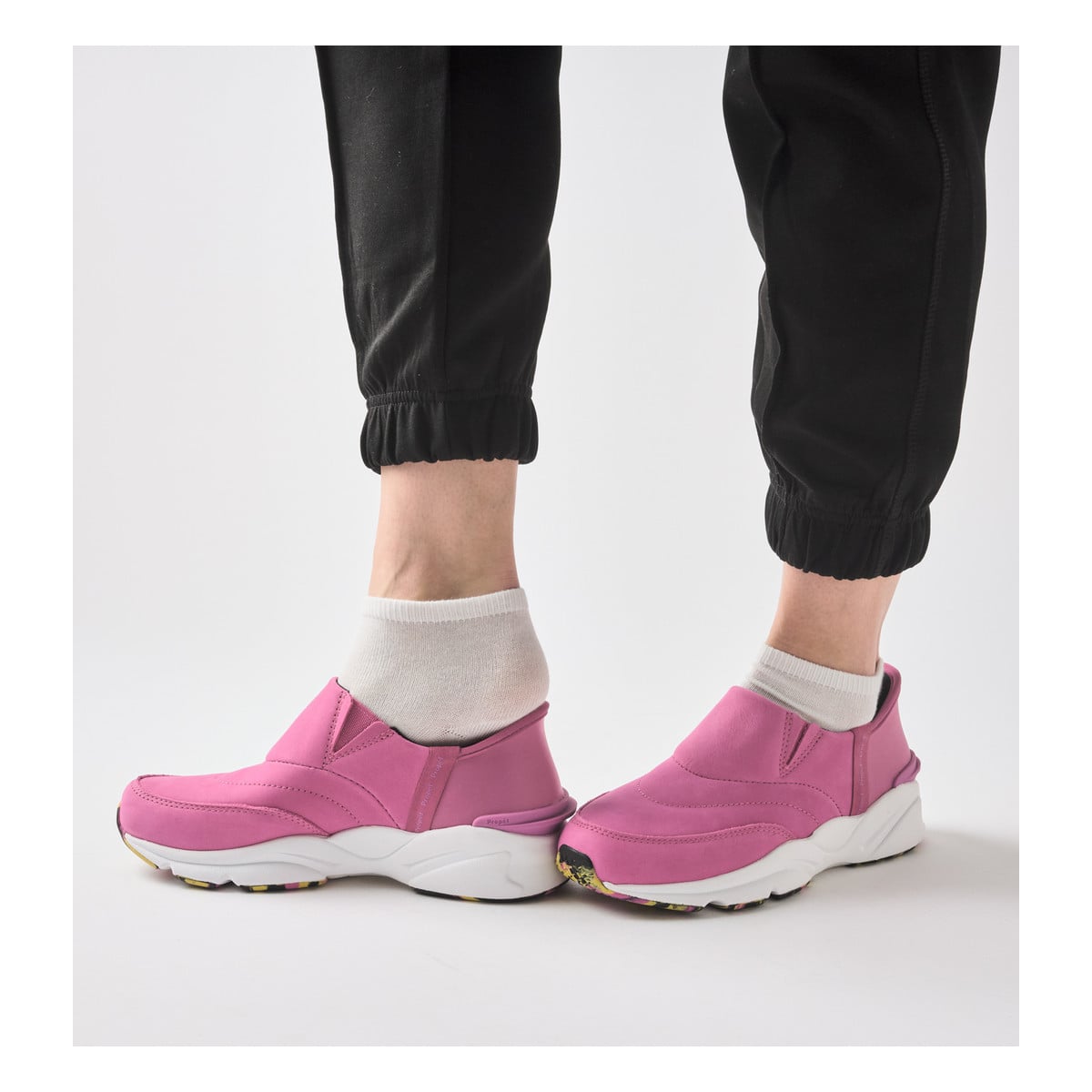 Propet Stability Freestyle Women's Sneakers - Fuchsia Suede - View 8