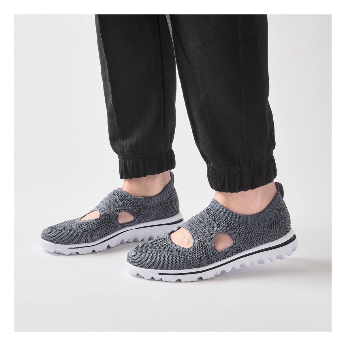 Propet Women's TravelActiv Avid Sneakers - Denim - View 6