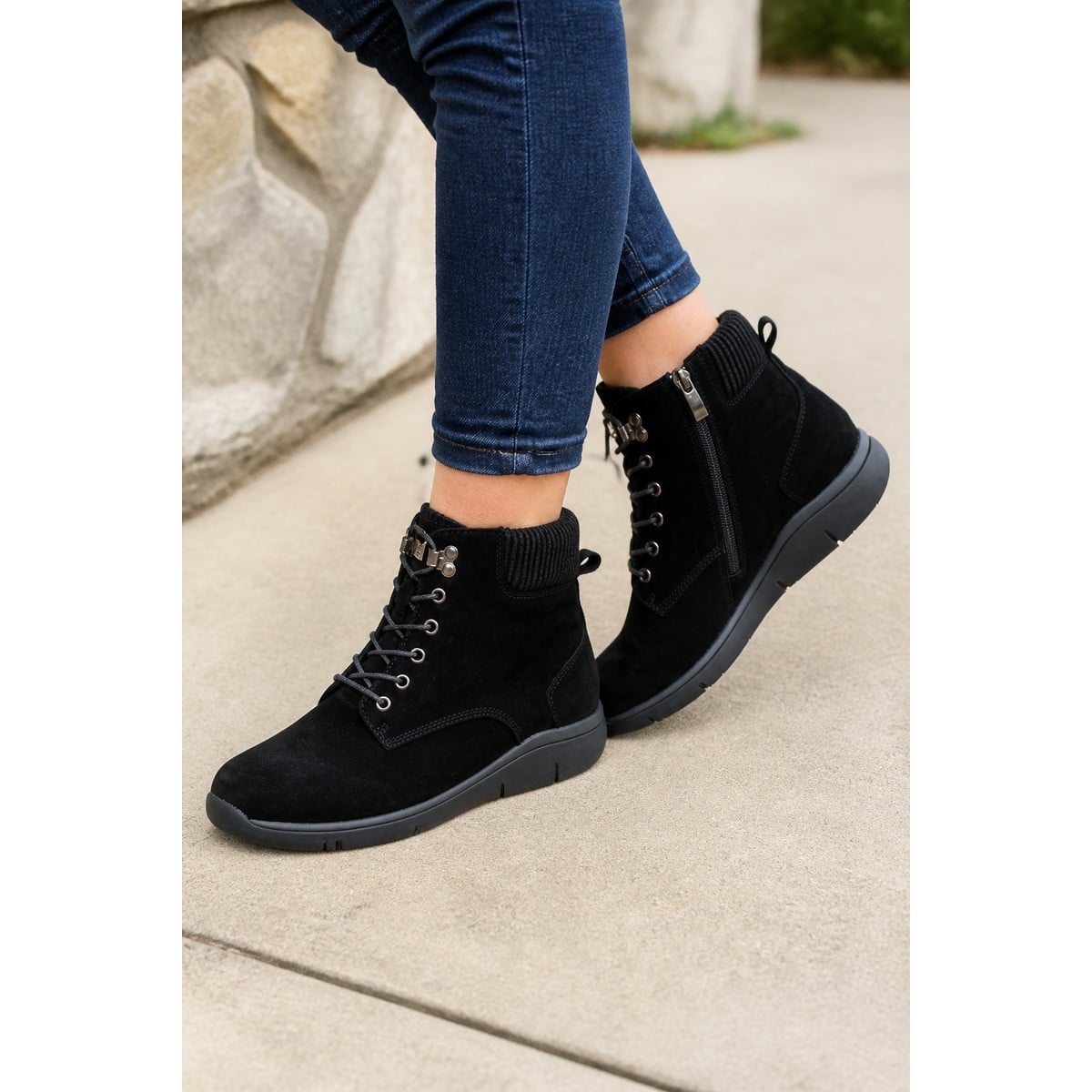 Propet Scarlet Women's Boots - Black - Lifestyle