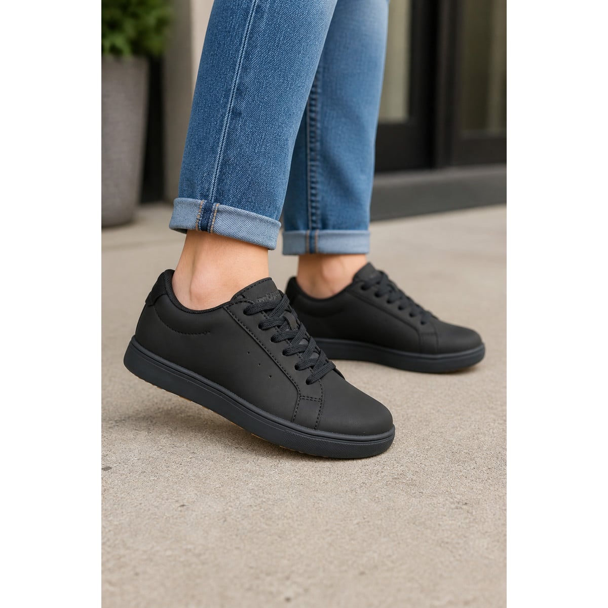 Propet Charlie Women's Sneakers - Black - Lifestyle