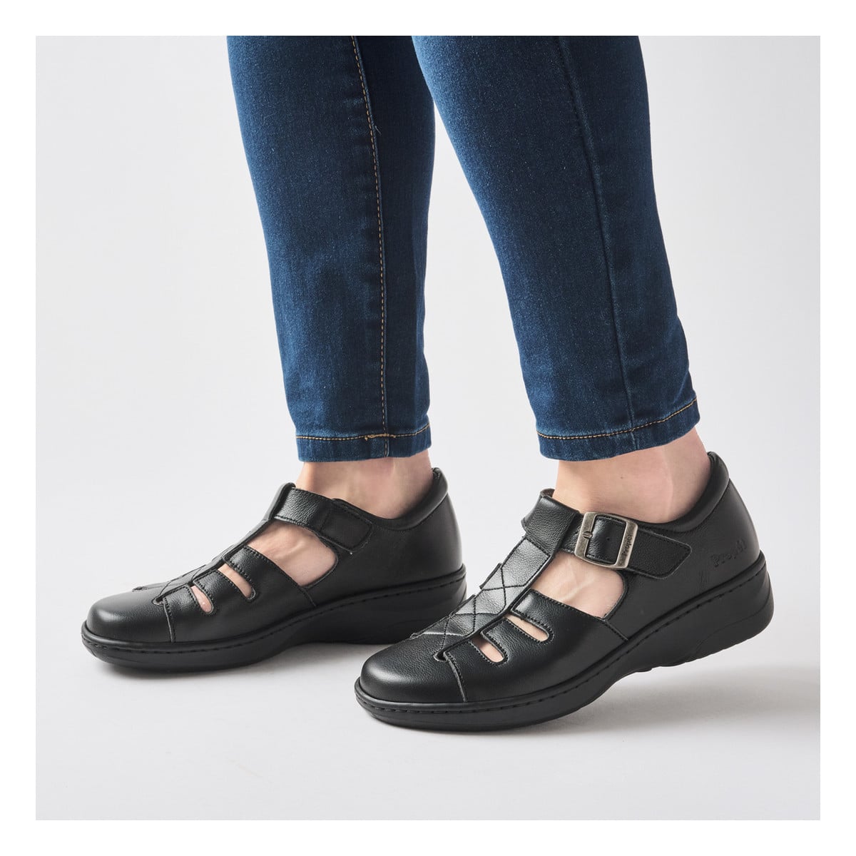 Propet Gwyneth Women's Sandals - Black - View 7