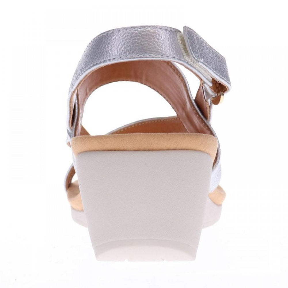 Revere Honolulu Backstrap Wedge - Women's - Pearl - Rear