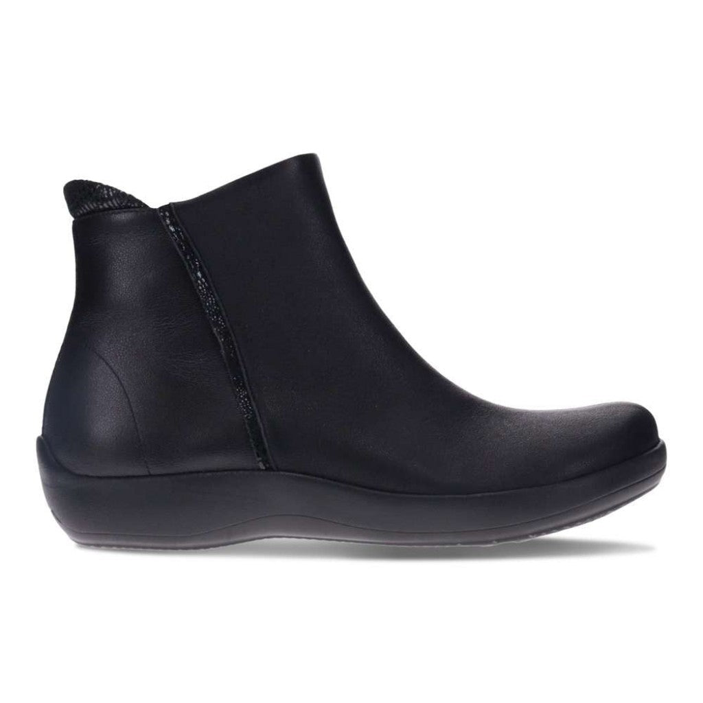 Revere Aberdeen Comfort Support Women's Boot - Black Stretch - Product View - 2