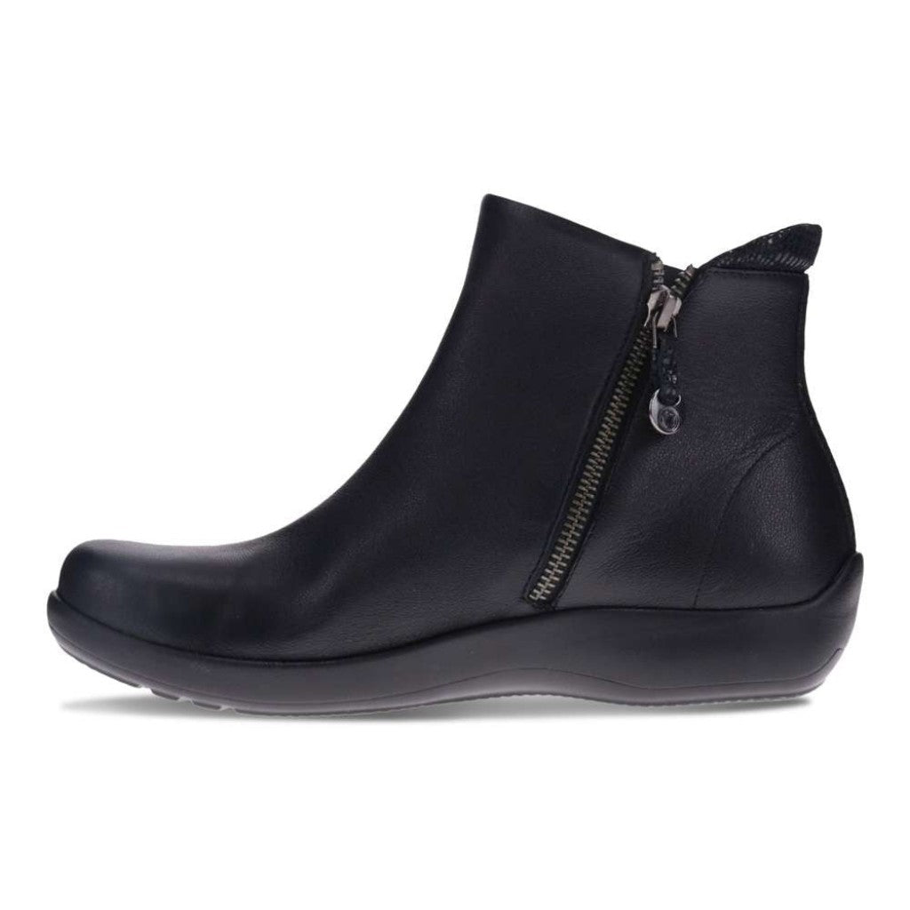 Revere Aberdeen Comfort Support Women's Boot - Black Stretch - Product View - 3