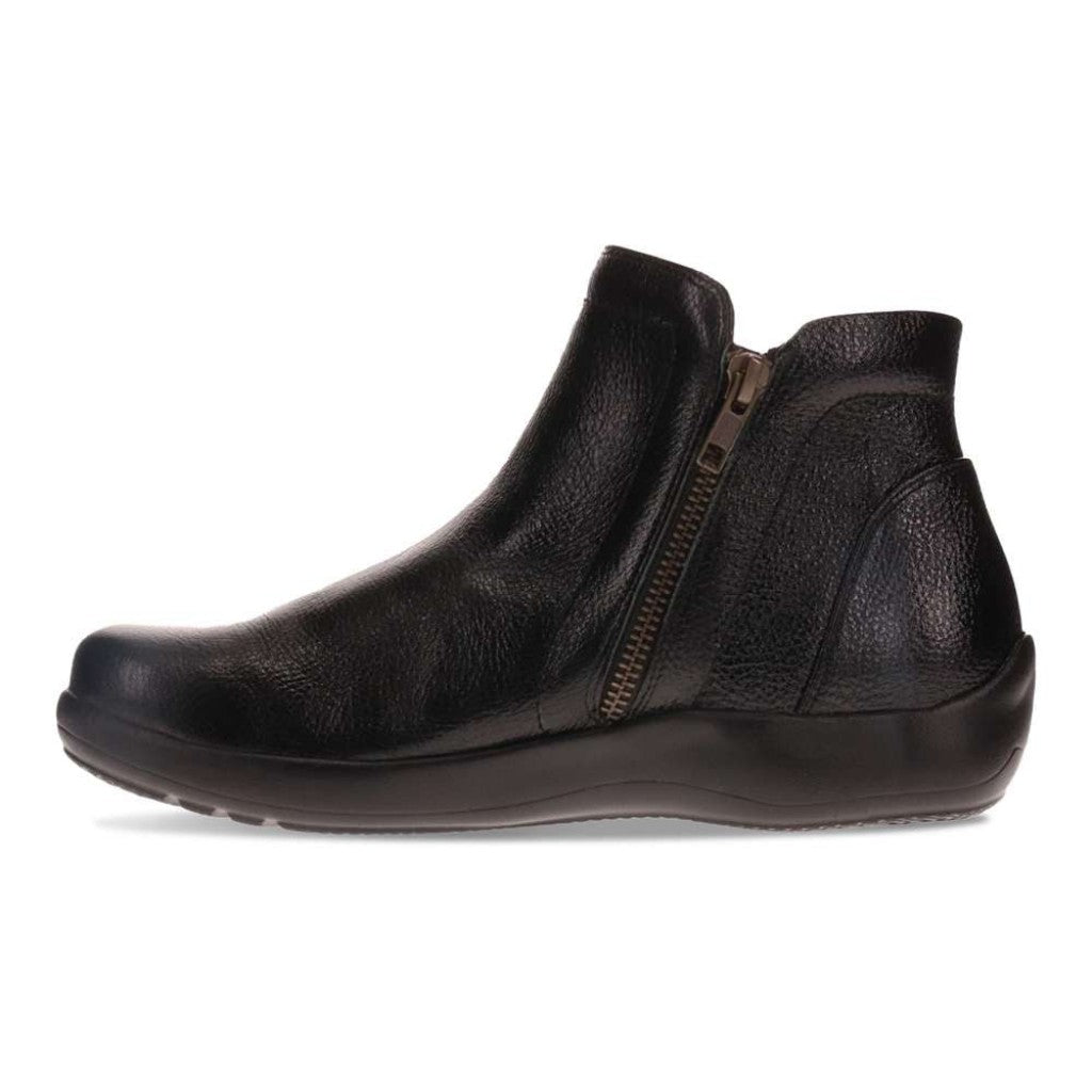 Revere Charleston Zip - Black Pebble - Product View - 3