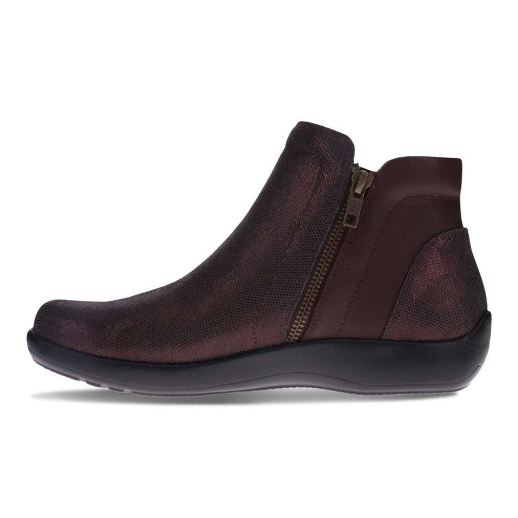 Revere Charleston Zip - Chocolate Angle - Product View - 3