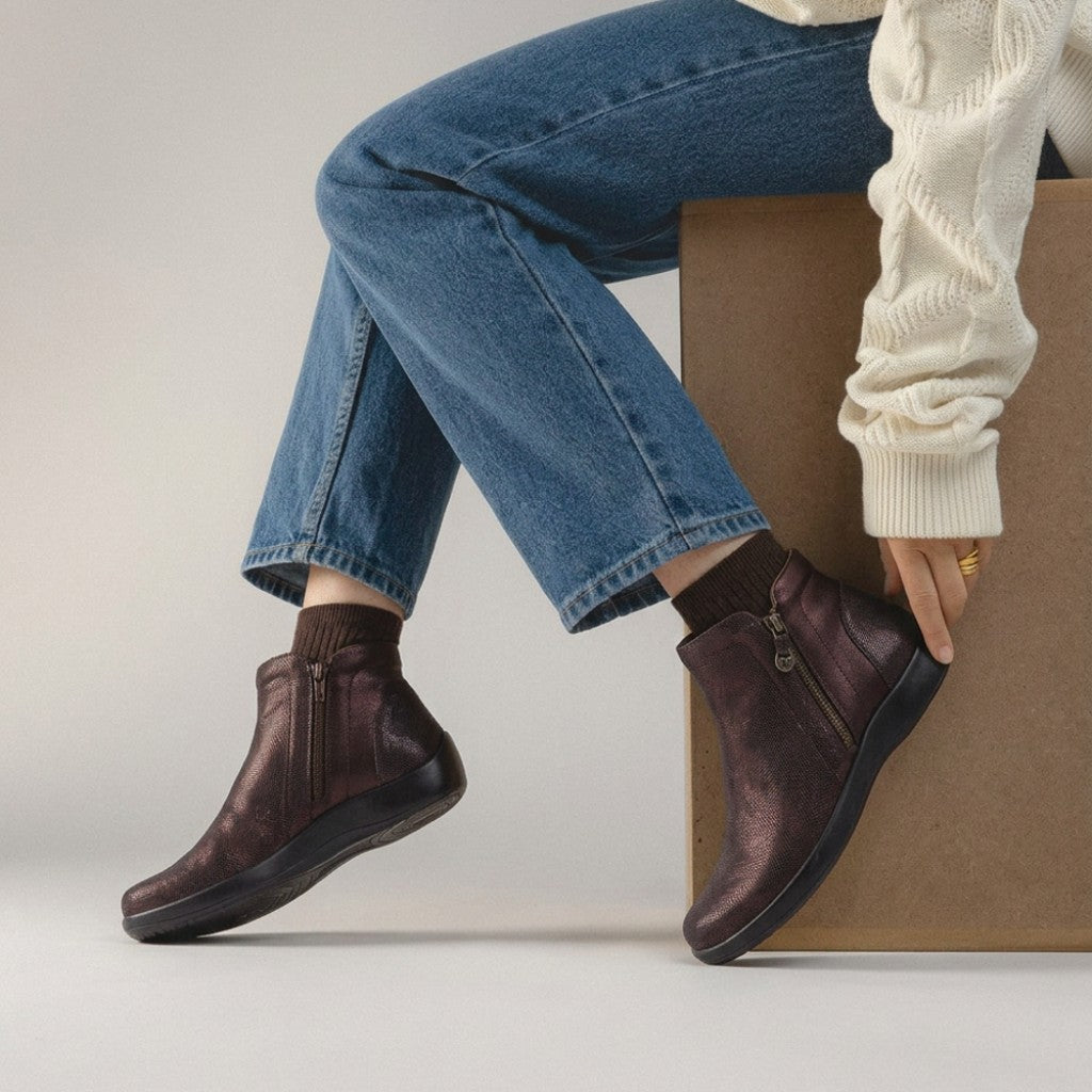 Revere Charleston Zip - Chocolate Angle - Product View - 6