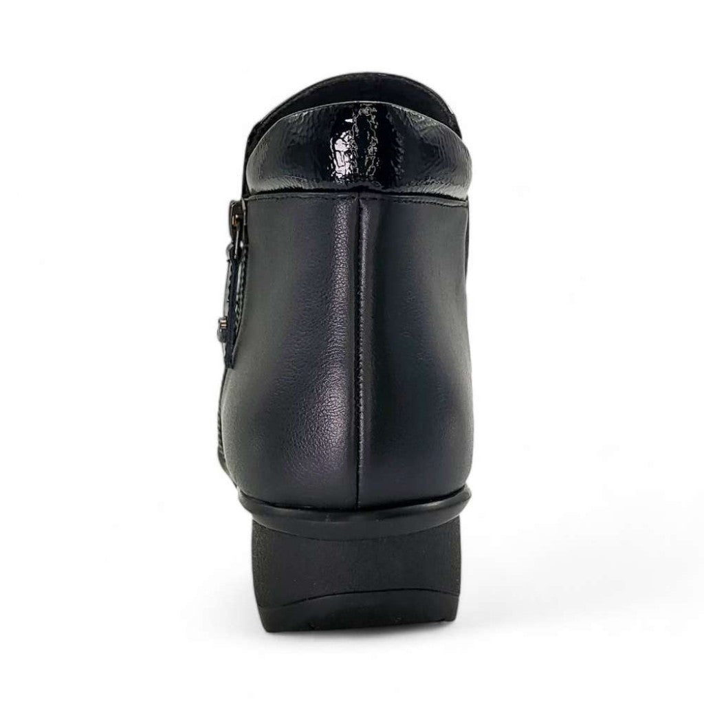 Revere Damascus Wedged Women's Boot - Black Patent - Product View - 4