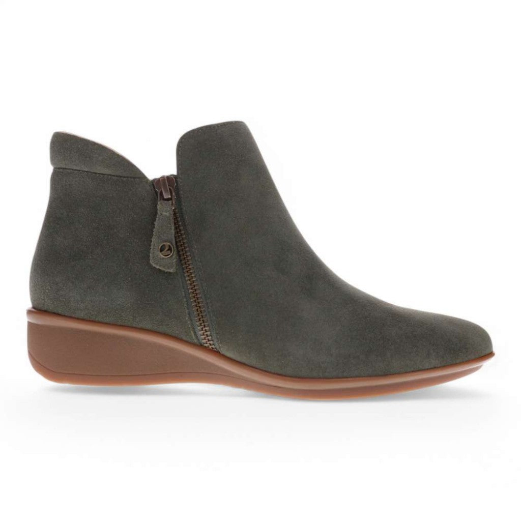 Revere Damascus Wedged Women's Boot - Moss Suede - Product View - 2