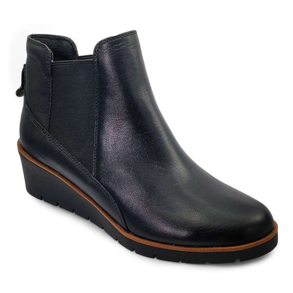Revere Galway Wedged Supportive Removable Footbed Women's Boot - Black - Product View - 1