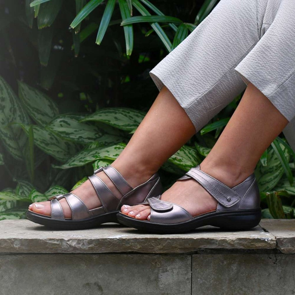 Revere Geneva Supportive Removable-Footbed Women's Sandal - Gunmetal - Product View - 6