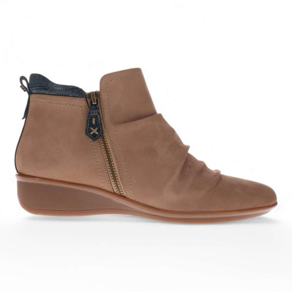 Revere Plymouth Women's Boot - Toffee Nubuck Navy Lizard - Product View - 2