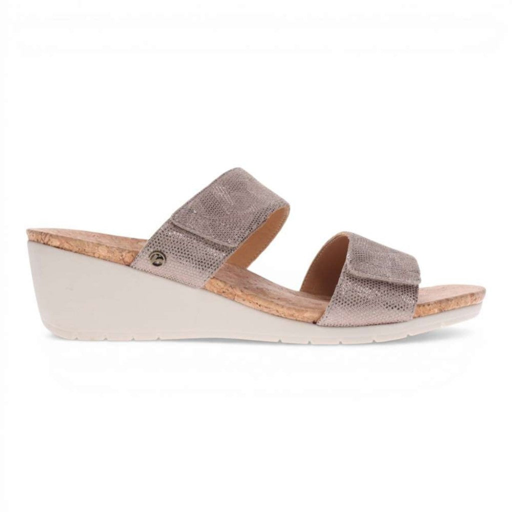 Revere Sorrento Wedge - Champagne Angle - Product View - 2