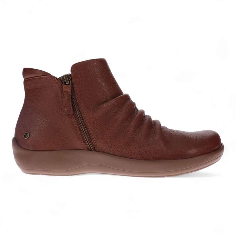 Revere Women's Salzburg Zip Ankle Boot - Mocha - Sole View - 2