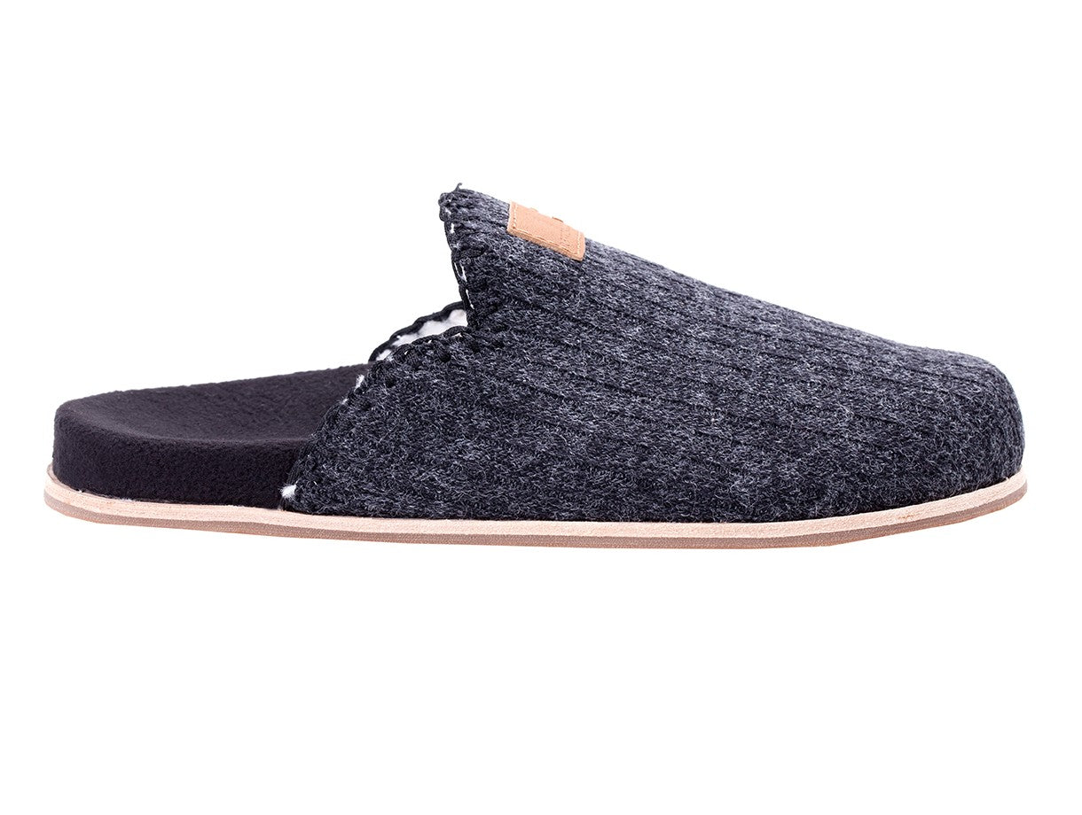 Revitalign Alder Sweater Cozy Support Women's Slippers in Black