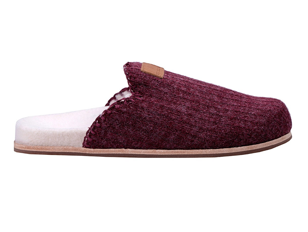 Revitalign Alder Sweater Cozy Support Women's Slippers in Cabernet